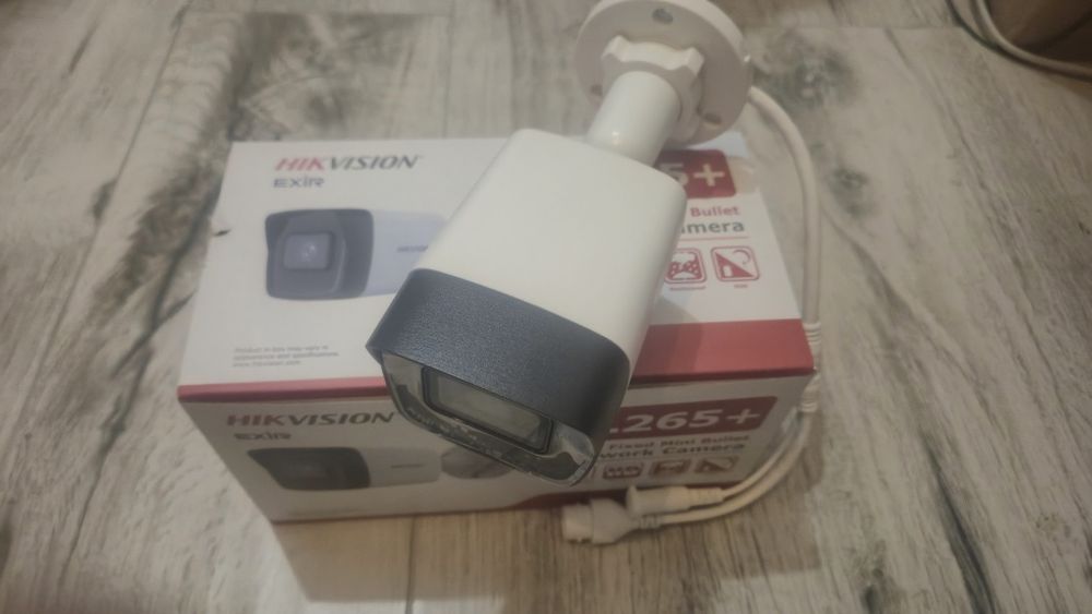 Cameră supraveghere IP 4MP Hikvision DS-2CD1043G2-I – nouă (PoE)