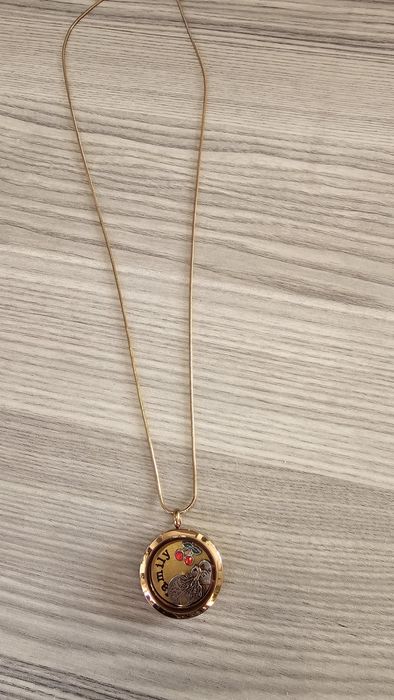 Бижута от медицинска стомана