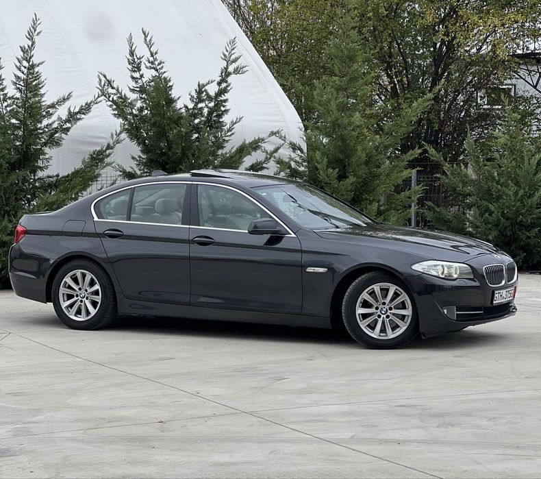 BMW Seria 5 2011 — imagine 2