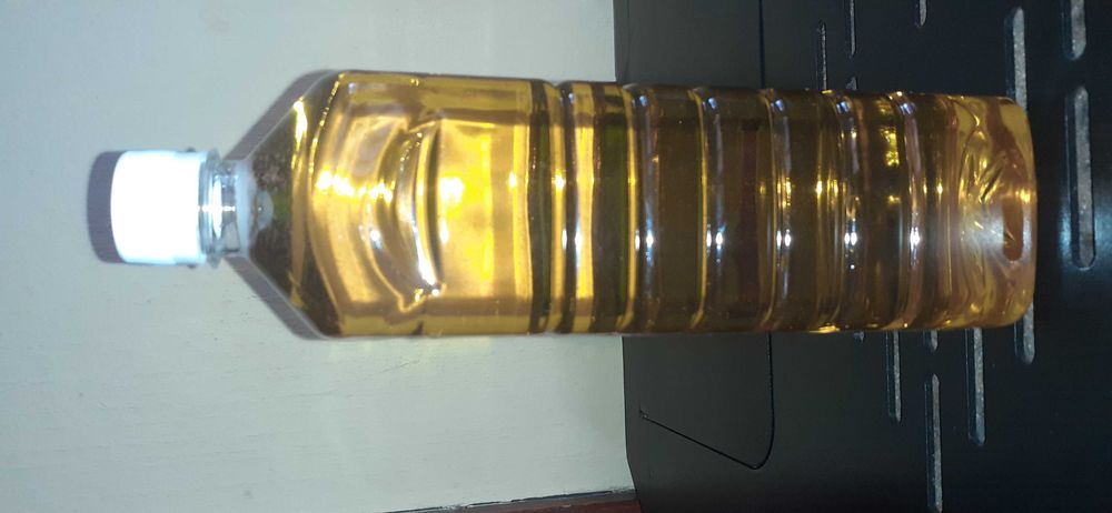 Масло от кайсиеви ядки - 100 % натурално-55 лв/л. – Apricot kernel oil