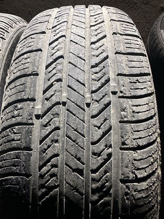 Шины 215/70R15 (2шт)