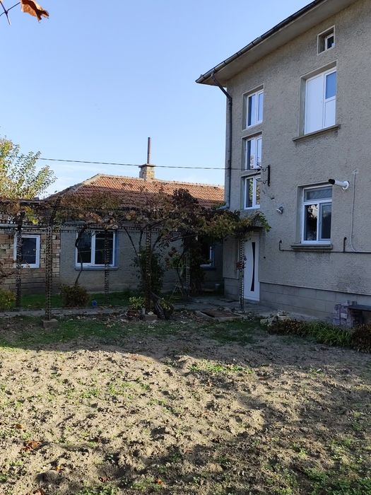 Продава се Етаж от къща в Каспичан - 80 кв.м за 861 €/кв.м - Снимка #1