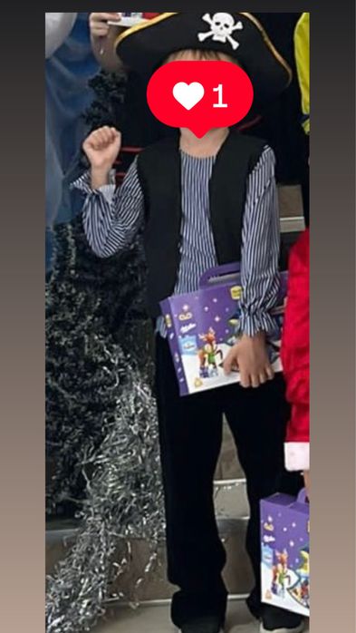 Продам новогодние костюмы