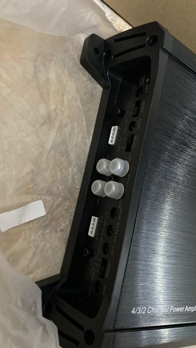 Усилитель в авто Blaupunkt