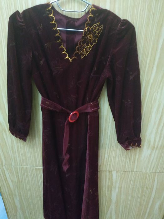 Корейский вильюр кўйлак.разм.44.