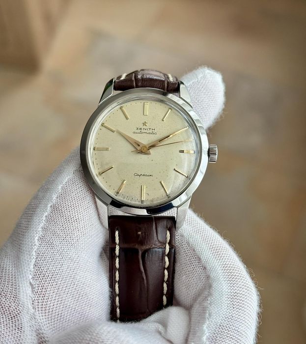 Винтидж  часовник  Zenith Capitan