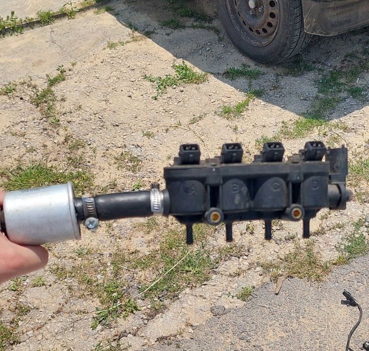 Инжектори дюзи за метан газ .Отлично състояние. 80 Евро.