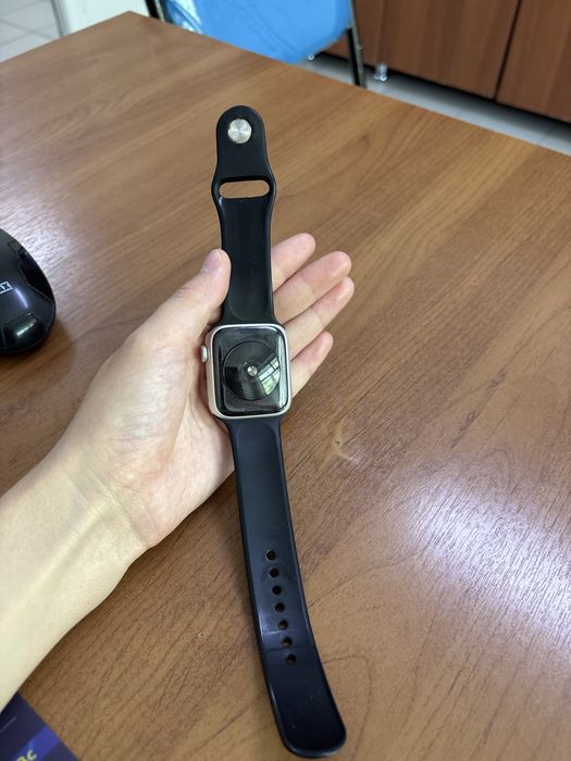 Apple watch se 44 мм