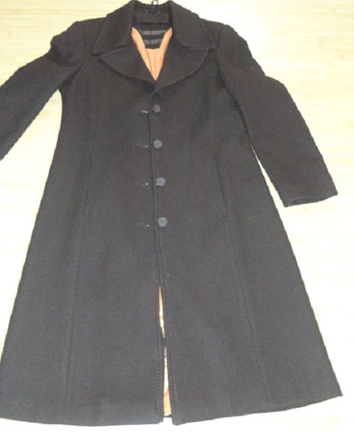 pardesiu nou din stofa maron marimea M