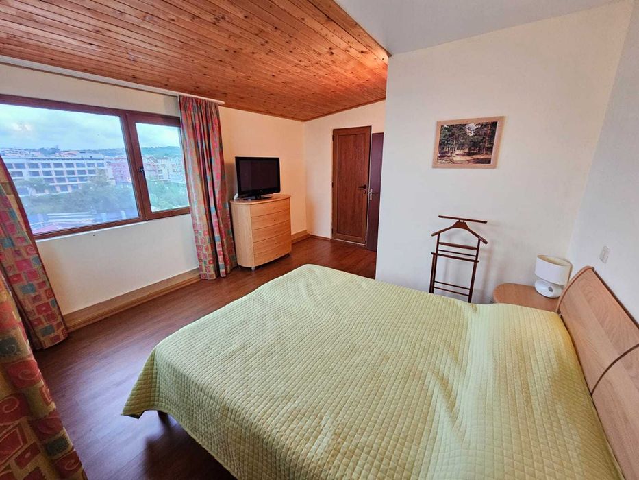 Продава се Тристаен апартамент в Созопол - 121 кв.м за 873 €/кв.м - Снимка #9