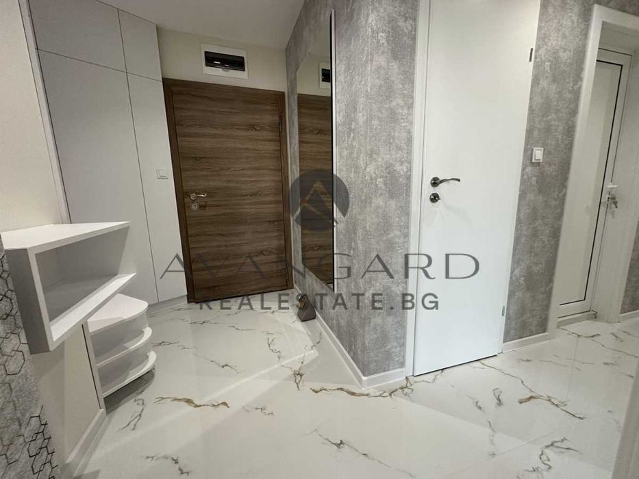 Продава се Тристаен апартамент в Пловдив, Център - 123 кв.м за 2114 €/кв.м - Снимка #12