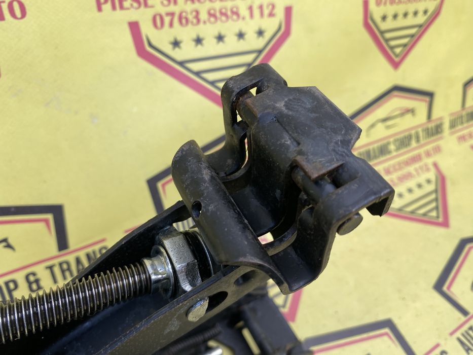 Cric auto original vw Golf MK5 plus Audi A3 1K0011031L 2003-2009