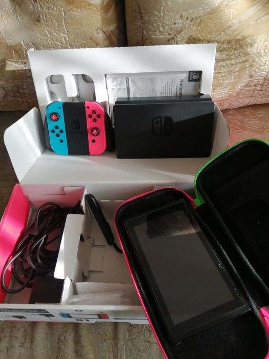 Продам Нинтендо свитч прошитый