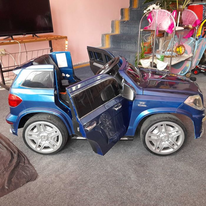 Masina copii SUV Mercedes AMG electrica