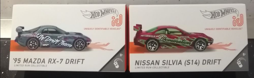 Hot Wheels колички 1/64