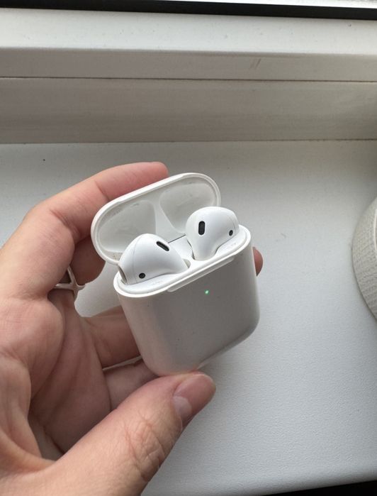 Наушники airpods                .