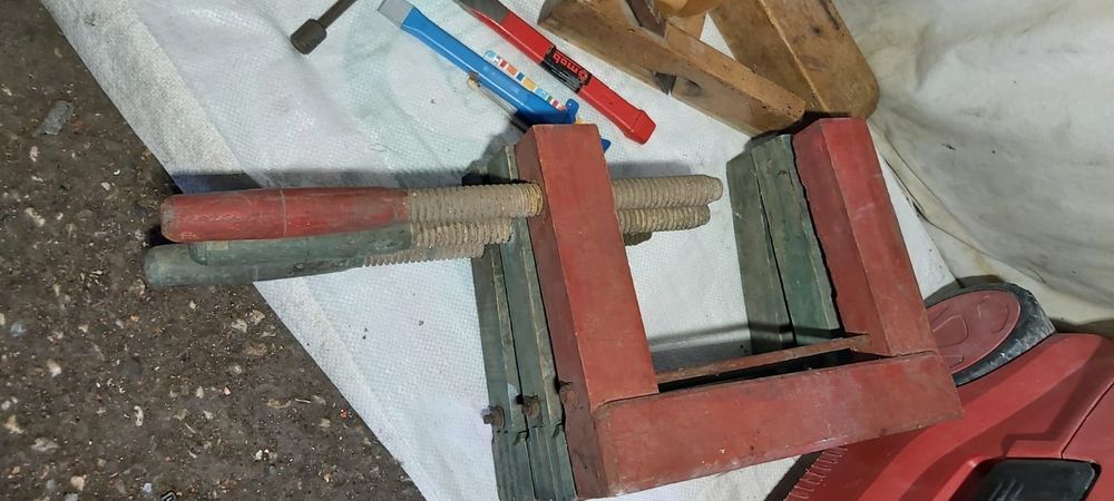 Set dălți sculptură tâmplărie menghina