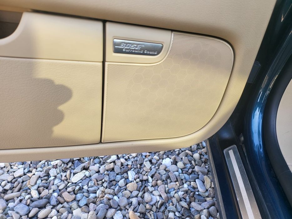Vand Audi a8 în stare bună de funcționare
