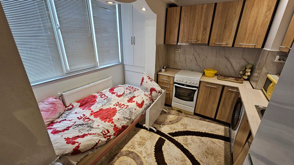 2068 - Продава се двустаен апартамент в квартал "Абритус"!