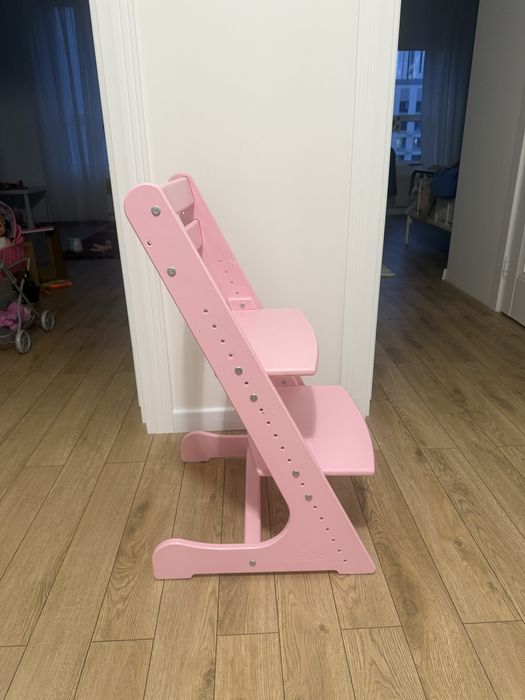 Детский дерявяный стульчик