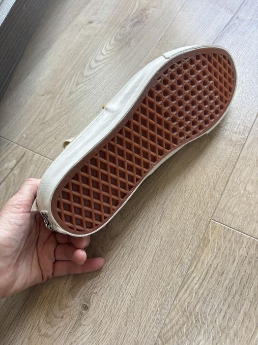 Нови кецове Vans