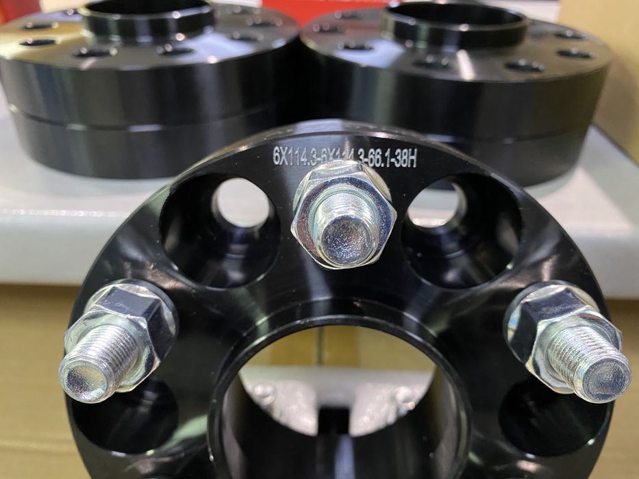 Дистанционни Фланци 6х114.3 / 38мм Nissan Navara / Paftfinder