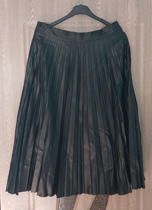 Fuste si rochii CRACIUN!150 toate!!!