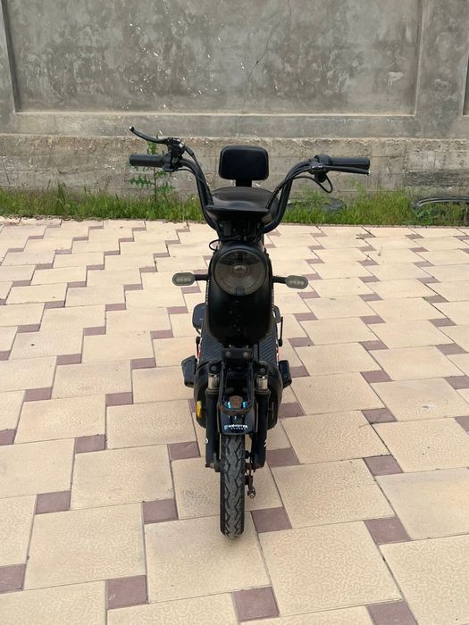 Сатылымда скутер