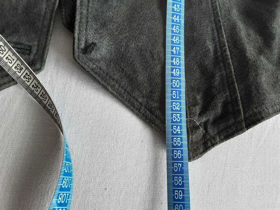 Елек "Pescara", нов , естествена кожа-велур.