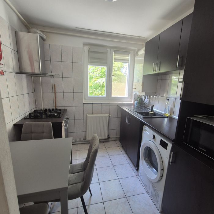 Apartament 3 camere de vanzare-Vitan lângă Bucrești Mall