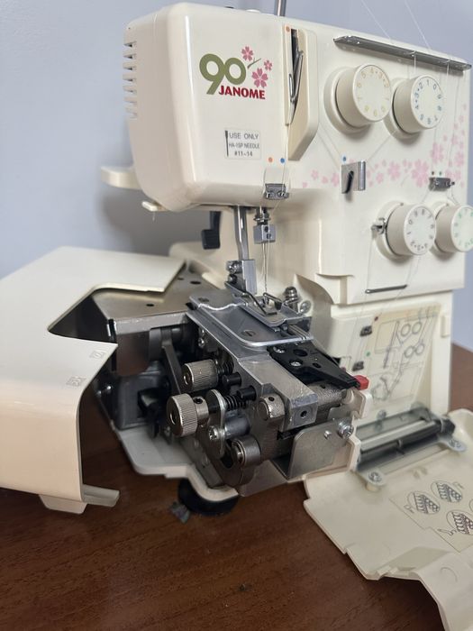 Оверлок Janome MyLock 204D