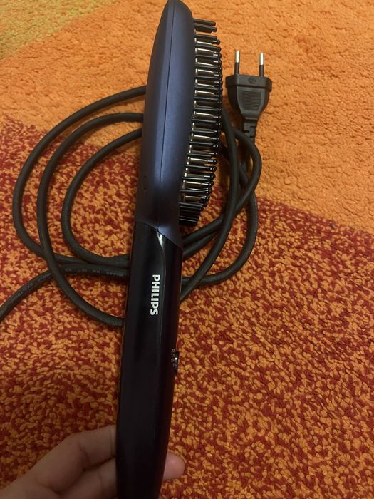 Perie electrica incalzita de indreptat parul Philips seria 5000