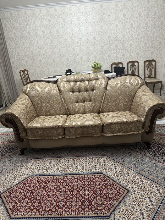 Мягкий уголок отдыха