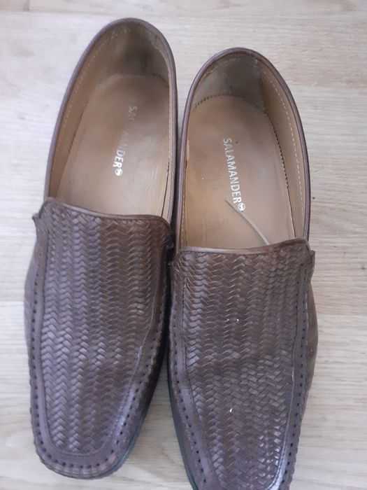 Vand Pantofi Din Piele De Barbati Alt Brand Marimea 42