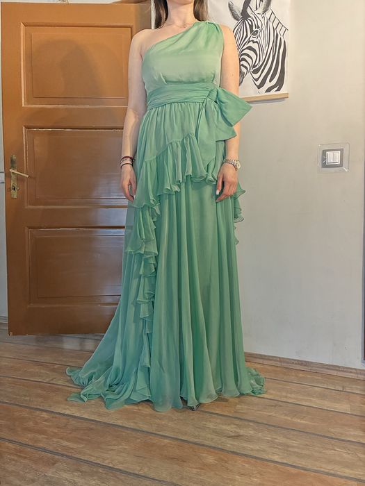 Бална рокля от естествена коприна