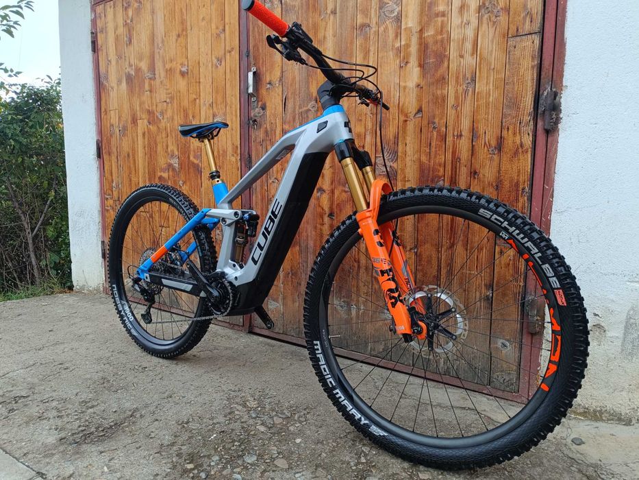 Cube Stereo 140 HPC Action Team Hybrid Carbon