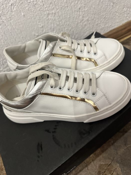 Valentino обувки
