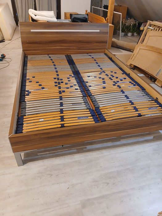 Pat dormitor din lemn masiv 1,8 m x 2m