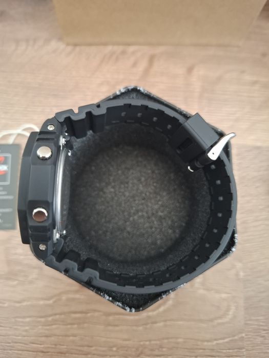 Casio G-Shock GA-2100SR-1A