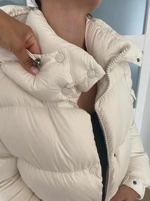 VAND/SCHIMB  Geaca Moncler nr 4 Originala