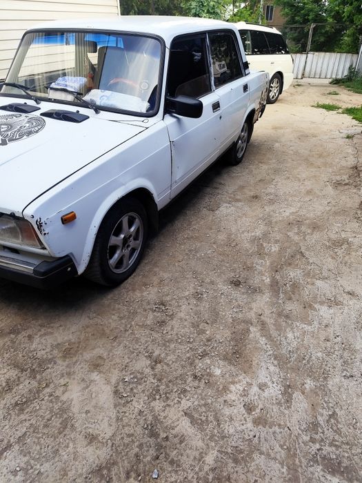 Продам авто ваз 2107