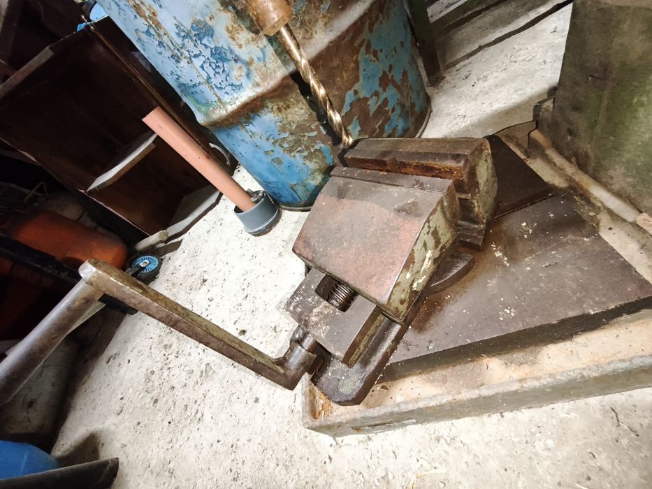 Бор машина ПН 161 с менгеме