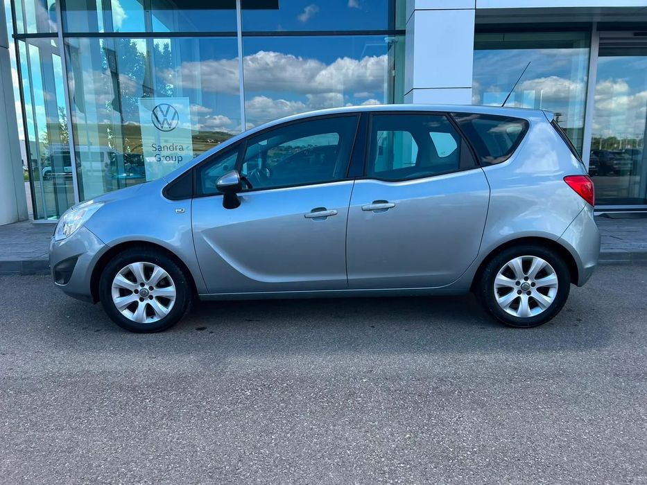 Opel Meriva Clima pe 2 zone, Pilot automat, Computer bord, Volan piele