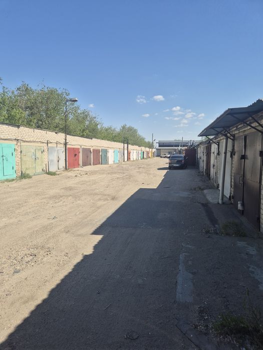 Продам гараж район топографический