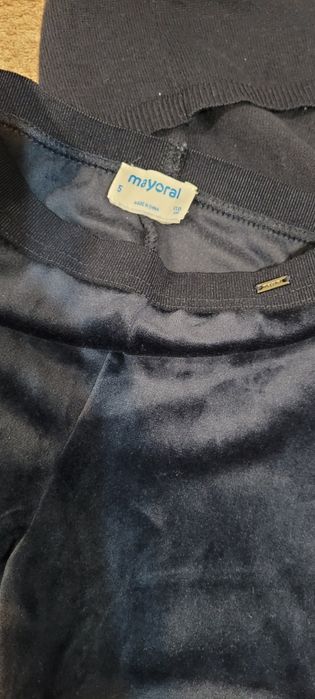 Set bluza cu guler H&M + pantalon catifea fina Mayoral, 4-5 ani