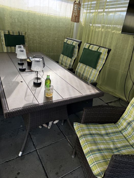 Masa  JYSK gradina 6 fotolii cu pernute de “fundulet”
