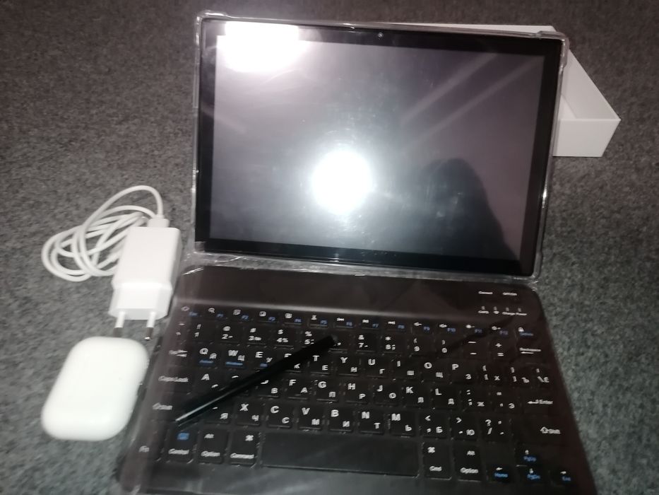 Планшет S11  сотилади. Корейский модель