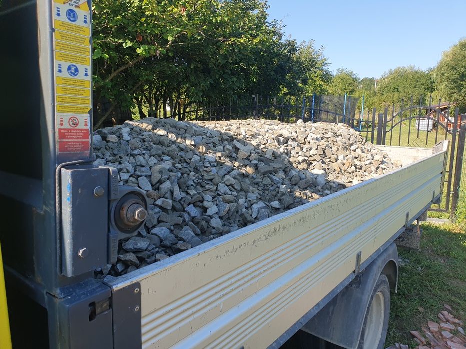 Vand asfalt măcinat transport sort nisip balast piestris criblura basc