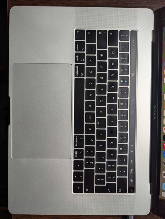 Apple MacBook Pro 15" 2018 (A1990), Intel Core i9, 32GB RAM, 256GB SSD