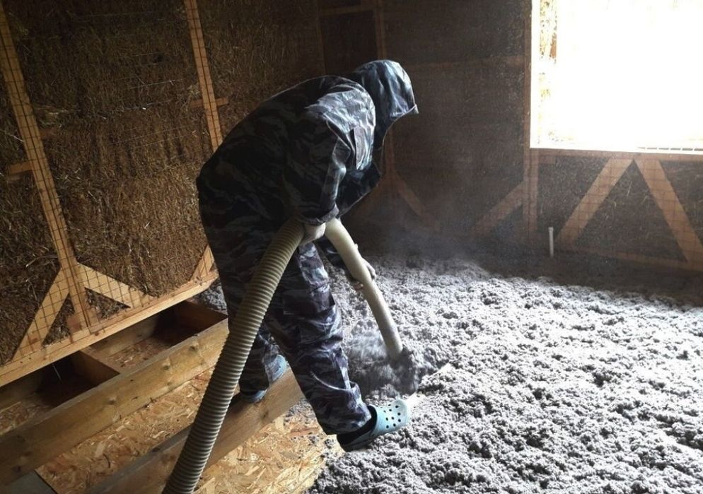 Эковата от 500тг акция на утепление крыши